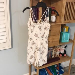 Hollister romper